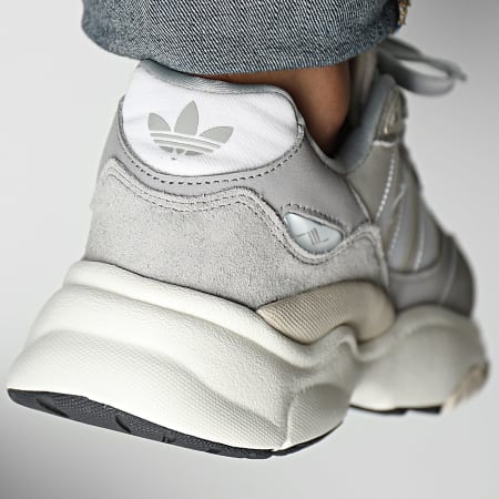 Adidas Originals - Retropy F90 Sneakers IF2866 Footwear White Iridescent Mgh Solid Grey