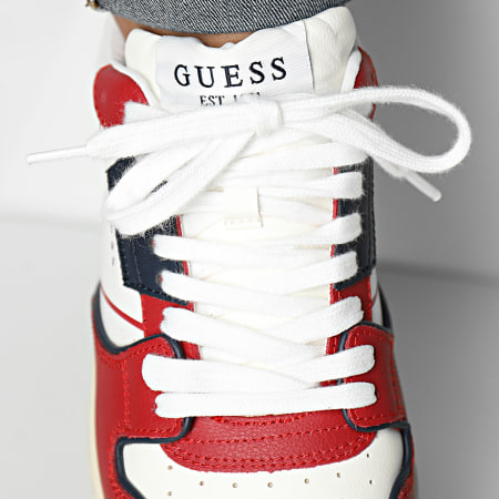 Guess - Baskets FM8ANCLEL12 Red