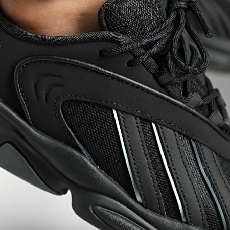 Adidas Originals - Baskets Oztral ID9791 Core Black Grey Six