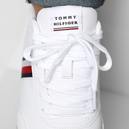 Tommy Hilfiger - Sneakers Core Low Runner 4834 Bianco Rosso Bianco Blu
