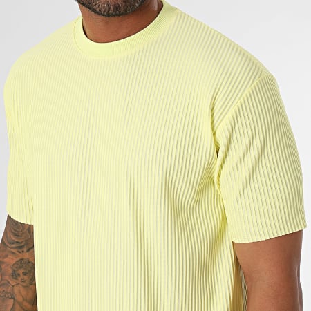 Ikao - Conjunto de camiseta amarilla y pantalón de chándal