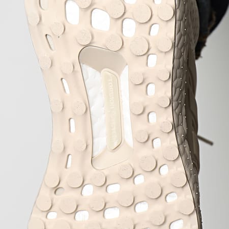 Adidas Sportswear - Baskets Ultraboost 1 ID9685 Wonder Beige Wonder White