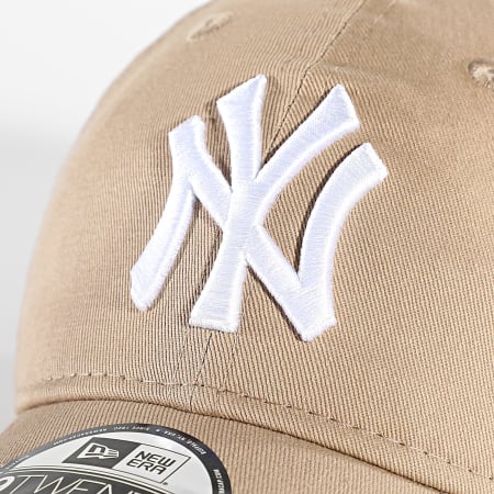 New Era - Gorra 9Twenty Essential New York Yankees Beige
