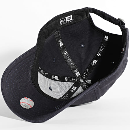 Gorra New Era LA Dodgers - Modelo 9Forty Metallic, Ajustable, Color Negro, Para Fans De Béisbol