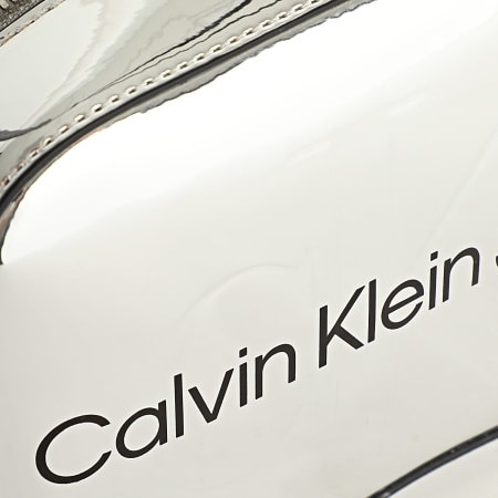 Calvin Klein - Sac A Main Femme Sculpted Camera 1858 Argenté