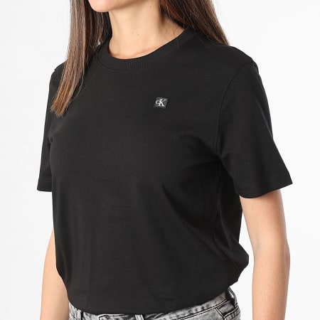 Calvin Klein - Tee Shirt Femme Embroidery Badge Regular 3226 Noir