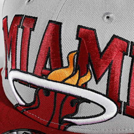 New Era - Gorra 9Fifty Sunken Snapback Miami Heat Gris