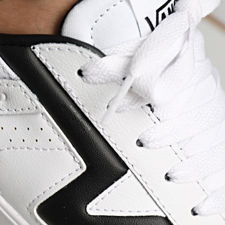 Vans - Lowland CC 7P2TWB Court True White Black Sneakers
