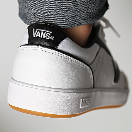 Vans - Lowland CC 7P2TWB Court True White Black Sneakers