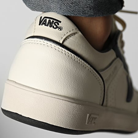 Vans - Sneakers Lowland CC Jump R 7P2KE6 in pelle vintage Marshmallow