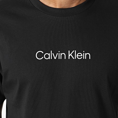 Calvin Klein - Camiseta Hero Logo Comfort 1346 Negro