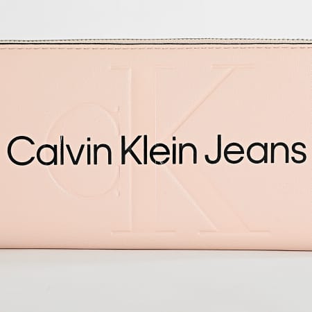 Calvin Klein - Portefeuille Femme Sculpted Zip Around 7634 Rose