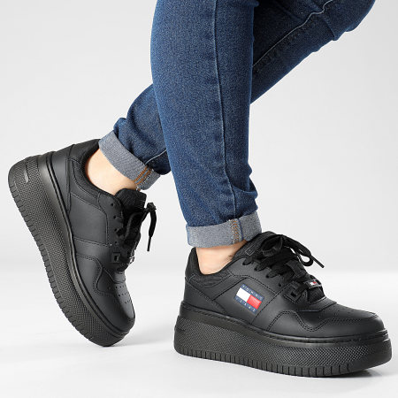 Tommy Jeans - Retro Sneakers Flatform Essential 2506 Triple Black Sneakers da donna