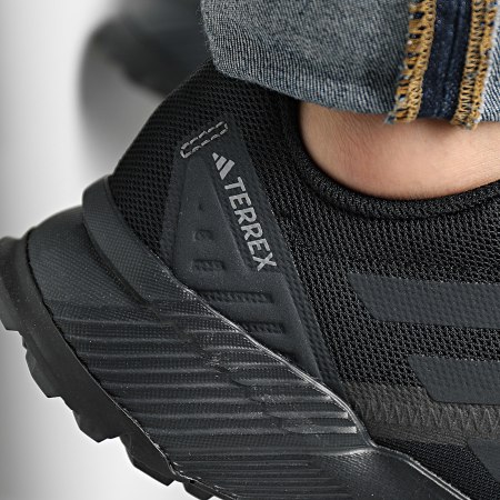 Adidas Sportswear - Baskets Terrex Soulstride IE9413 Core Black Carbon Grey Six