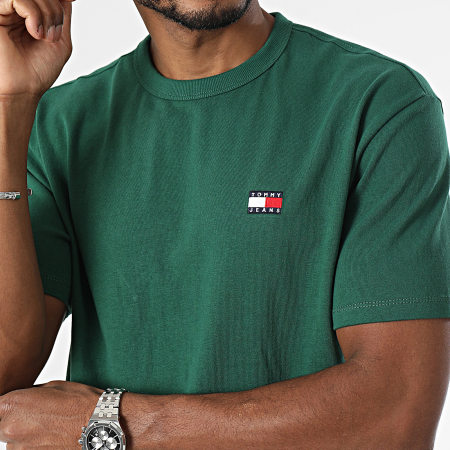 Tommy Jeans - Camiseta Insignia 7995 Verde Oscuro