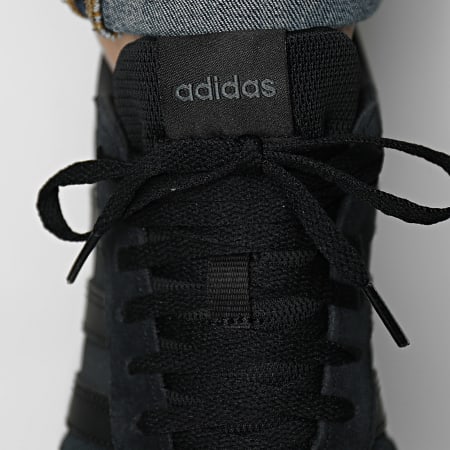 Adidas Sportswear - Baskets Run 70s ID1876 Carbon Core Black Footwear White