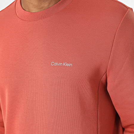 Calvin Klein - Sweat Crewneck Micro Logo Repreve 9926 Rouge Brique