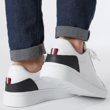 Tommy Hilfiger - Elevated Essential Court 7635 Sneakers da donna bianche