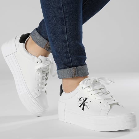 Calvin Klein - Donna Bold Vulcan Flatform Low Lace Leather 1294 Bright White Black Sneakers