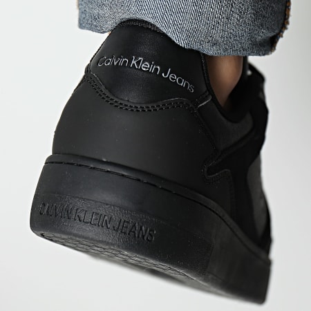 Calvin Klein - Cupsole Low Leather 0884 Triple Black Zapatillas
