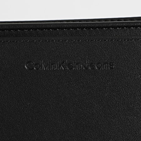 Calvin Klein - Calvin Klein Borsa a tracolla scolpita 0679 Nero