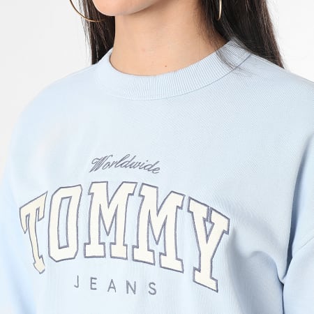 Tommy Jeans - Sweat Crewneck Femme Varsity Luxe 7339 Bleu Clair