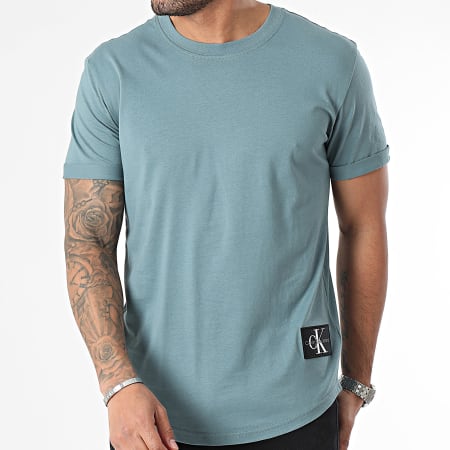 Calvin Klein - Tee Shirt Oversize Badge Round 3482 Gris