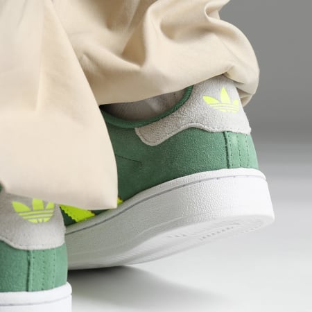 adidas gazelle silver green womens Achetez les Baskets Adidas Campus 00 Vert pour Femme main image 0
