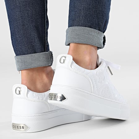 Guess - Sneakers da donna FLPGN4FAL12 Bianco