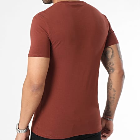 Guess - Camiseta cuello redondo M2YI24-J1314 Marrón