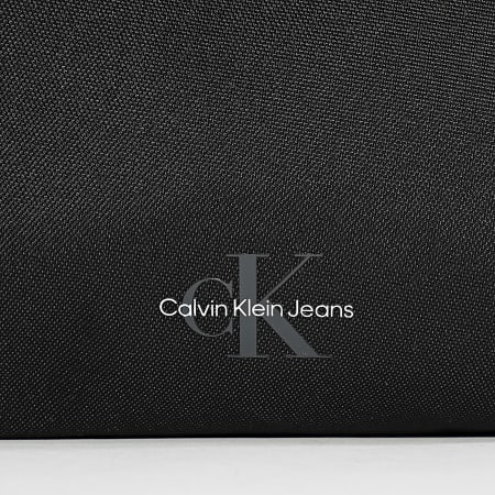 Calvin Klein - Sport Essentials Washbag 1460 Nero