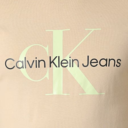 Calvin Klein - Tee Shirt Col Rond 0806 Beige