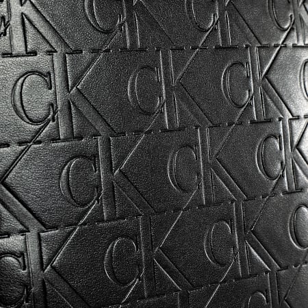 Calvin Klein - Sacoche Monogram Soft Reporter 1495 Noir