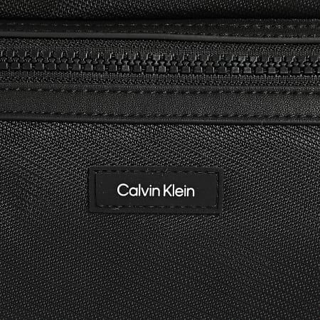 Calvin Klein - CK Essentiel Riñonera 1368 Negro