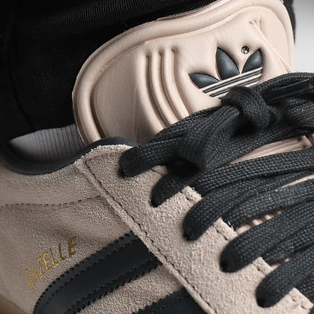Adidas Originals - Gazelle Sneakers IG6199 Wonder Taupe Night Indigo Gum3