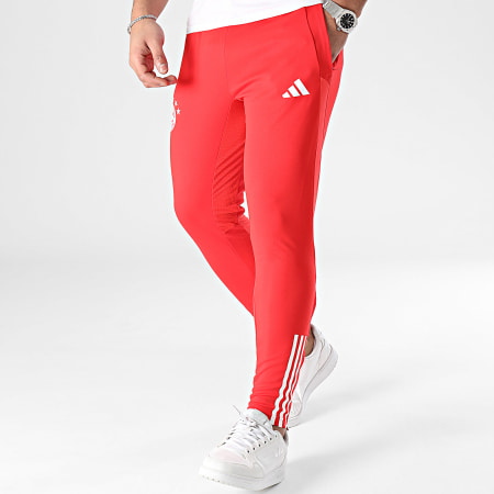 Adidas Sportswear - Pantaloni da jogging del Bayern Monaco IQ0605 Rosso