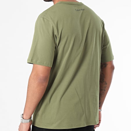 Calvin Klein - Tee Shirt NM2399E Vert Kaki