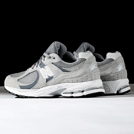 New Balance - Baskets 2002R M2002RST Grey Multi