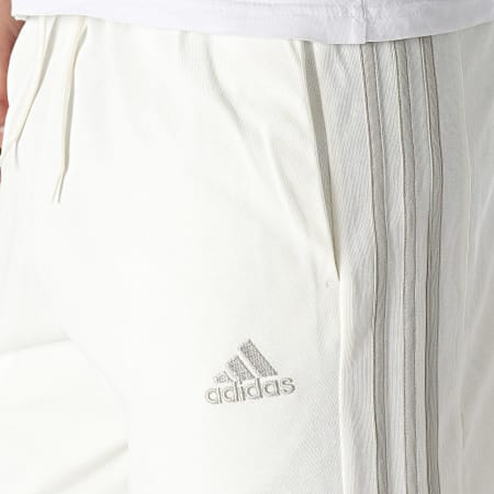 Adidas Sportswear - Pantaloncini da jogging 3 Stripes IS1387 Beige