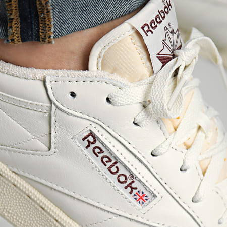 Reebok - Club C 85 Vintage Sneakers 100007795 Chalk AlabasterT Maroon