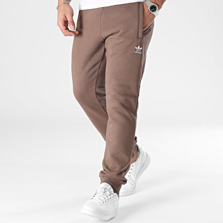 Adidas Originals - Pantalon Jogging Essentials IR7799 Marron