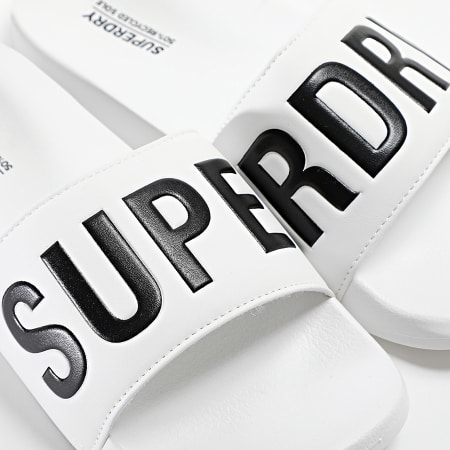 Superdry - Claquettes Core Vegan Pool Slide MF310256A Blanc Noir