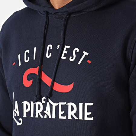 La Piraterie - Sweat Capuche Ici C'Est La Piraterie Bleu Marine Blanc Rouge