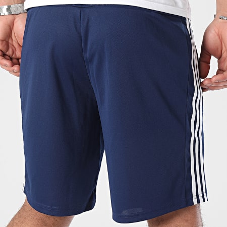 Adidas Sportswear - IB8246 Pantaloncini da jogging blu navy