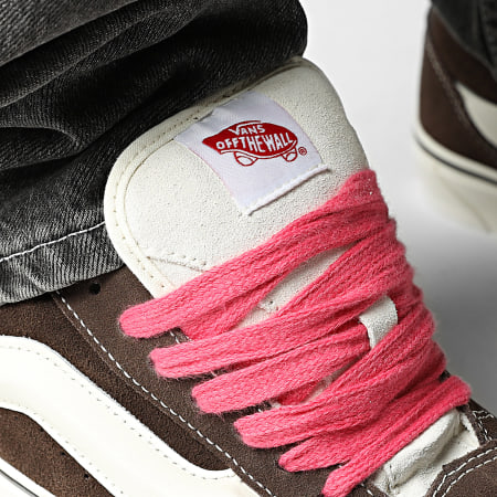 Vans - Knu Skool Sneakers 9QCBF Retro Colore Marrone Vero Bianco