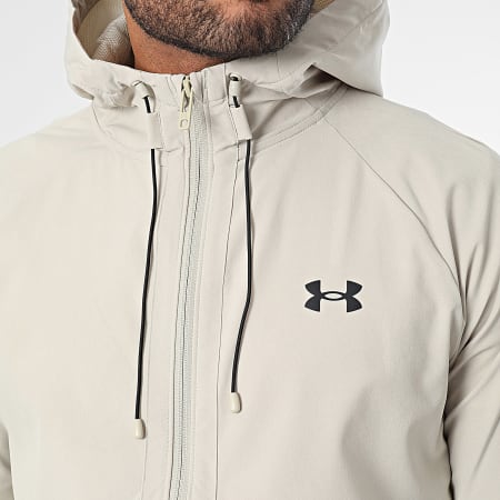 Under Armour - Giacca a vento in tessuto 1377171 Beige