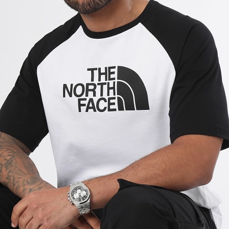 The North Face - Tee Shirt Raglan Easy A87N7 Blanc Noir