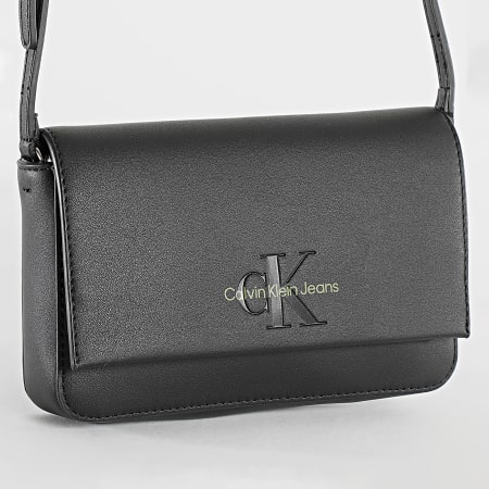 Calvin Klein - Bolso Esculpido Mujer 1965 Negro