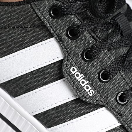 Adidas Sportswear - Baskets Daily 3.0 FW7033 Core Black Footwear White