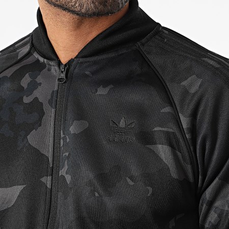 Adidas Originals - Chaqueta con cremallera a rayas de camuflaje IS0252 Negro Gris